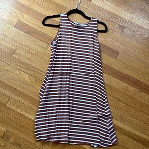 Basic small petite Old Navy brown and white striped dress